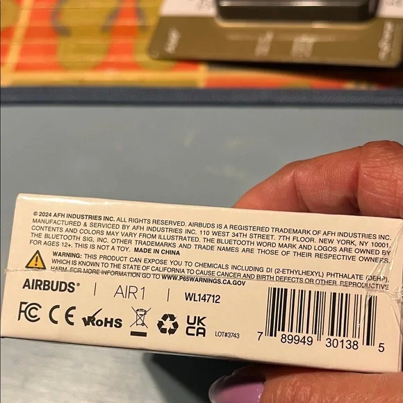 NIB!!! AIR1 True Wireless Earbuds - White - Picture 3 of 4